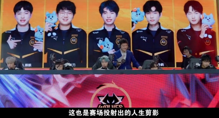 这样具有战